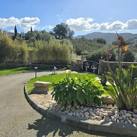 Mulateri Villa *